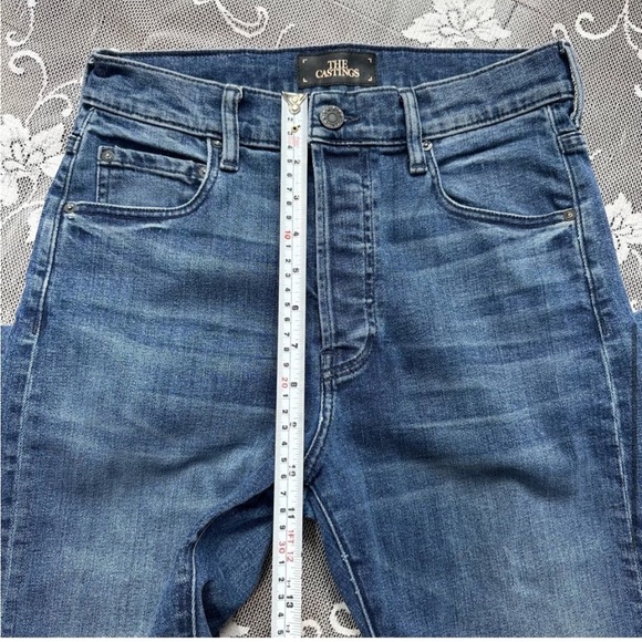2/$20. Aritzia The Castings Skinny Jeans Sz 26 - Picture 7 of 7